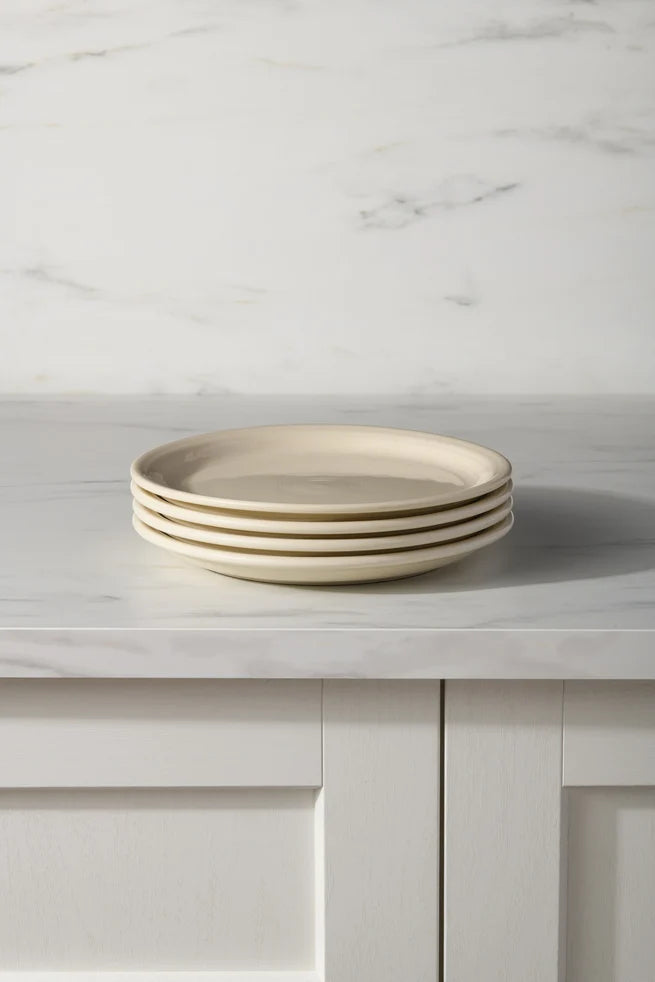Linen Set of 4 Bistro Coupe 9 Inch Luncheon Plate