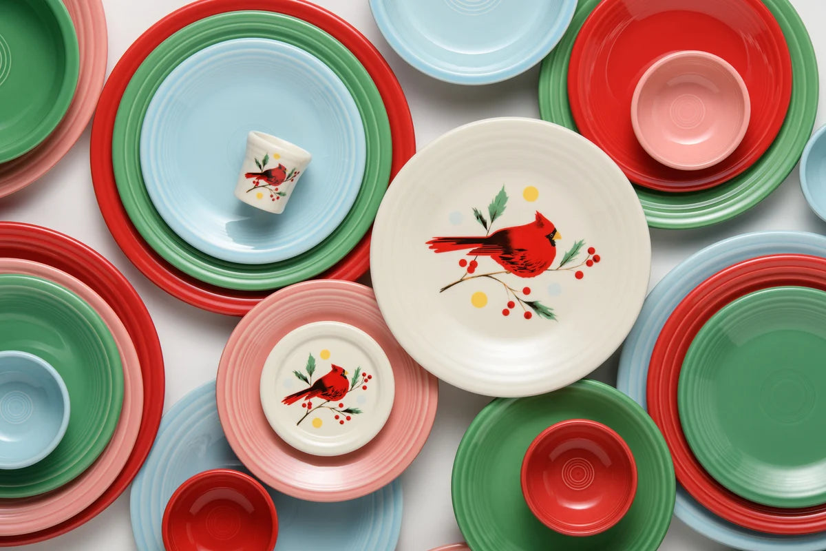 Jolly Christmas Cardinal Classic Rim 9 Inch Luncheon Plate